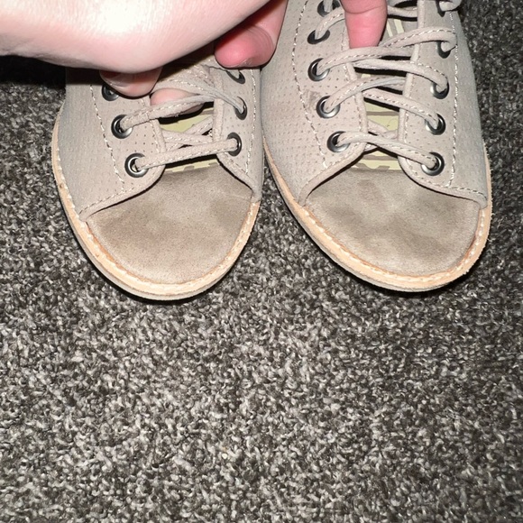 Lace up open toe booties - Picture 4 of 6